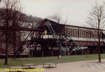 Station Pestalozzistraße vom Platz aus